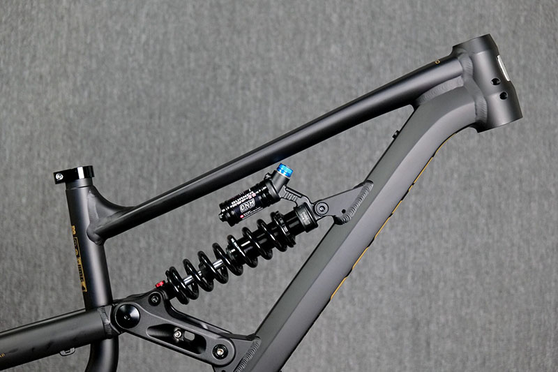Full Suspension Frame Enduro A - đánh giá và giá Mountain Biking Uk